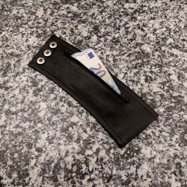 wide Wallet Wristband with zipper